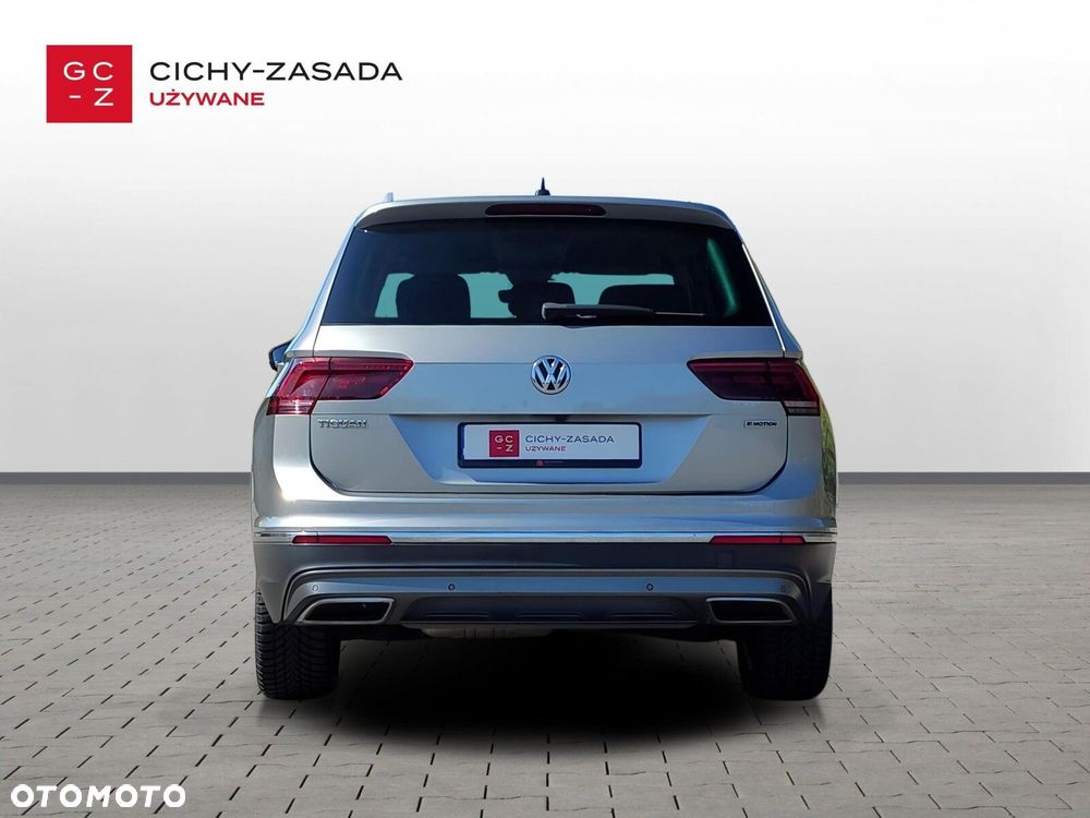 Volkswagen Tiguan - 4
