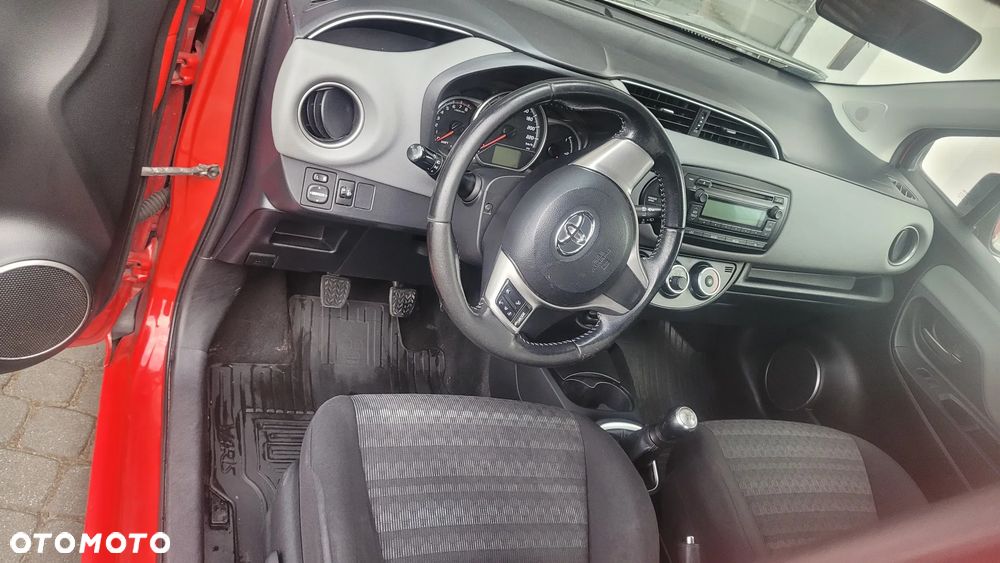 Toyota Yaris 1.0 Active EU6 - 6
