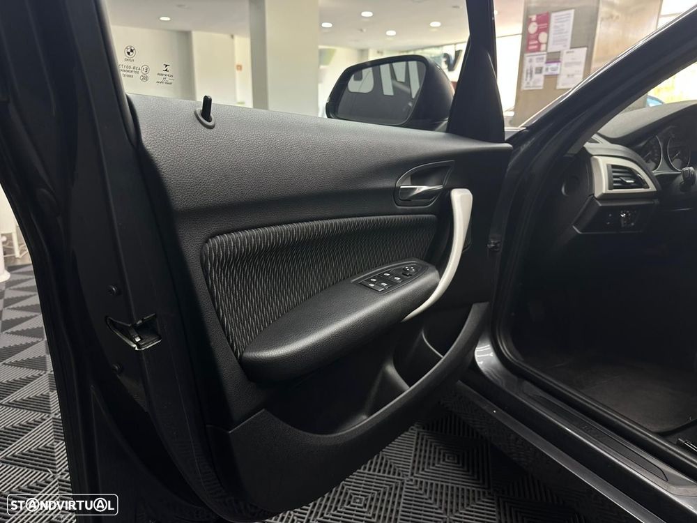 BMW 116 d EDynamics Line Sport - 31