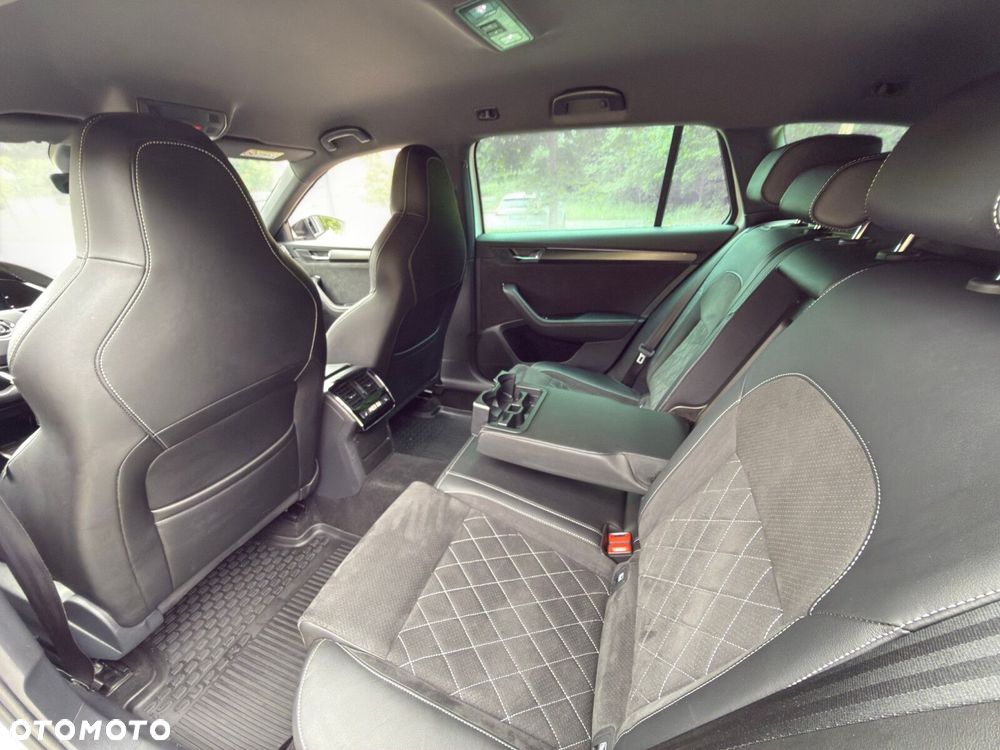 Skoda Superb 2.0 TSI 4x4 Sportline DSG - 27