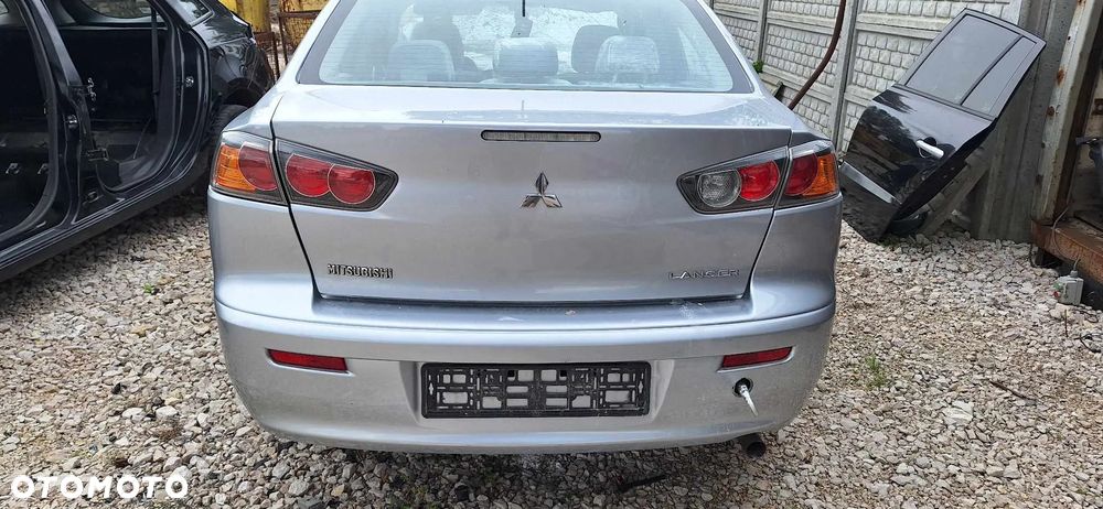 Mitsubishi lancer X sedan lampa tył prawa - 1