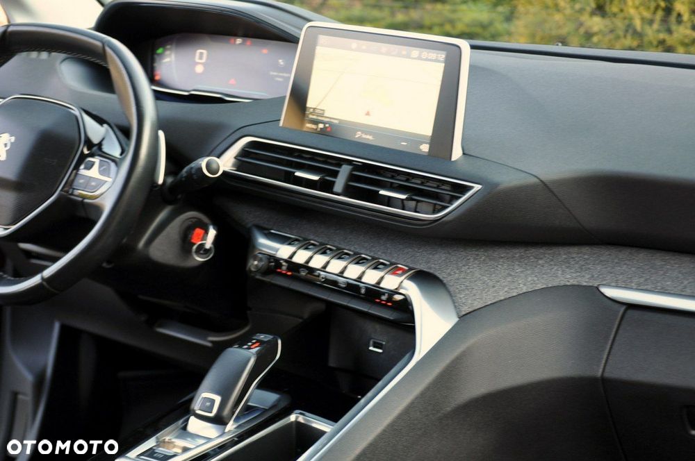 Peugeot 3008 - 26