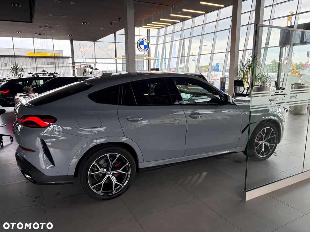 BMW X6 - 11