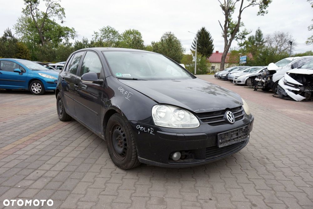 VOLKSWAGEN GOLF V 5D HB 2007 LC9Z 1.9 TDI BLS 105KM JCR CZARNY na części - 7