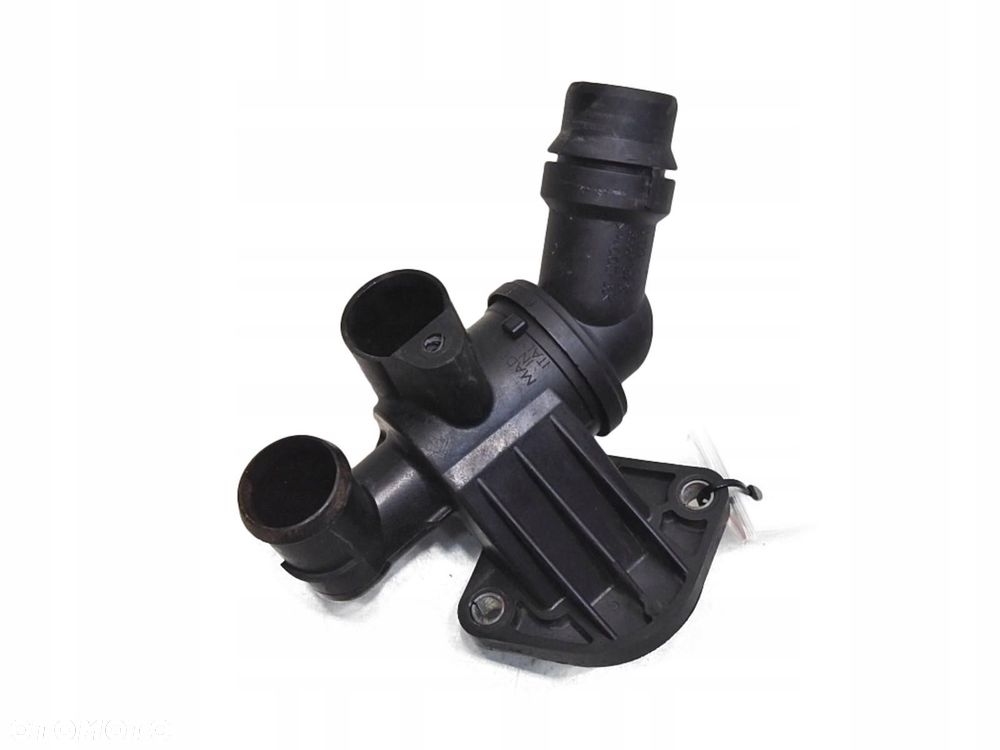 TERMOSTAT OBUDOWA AUDI A4 B7 2.0 TFSI - 1
