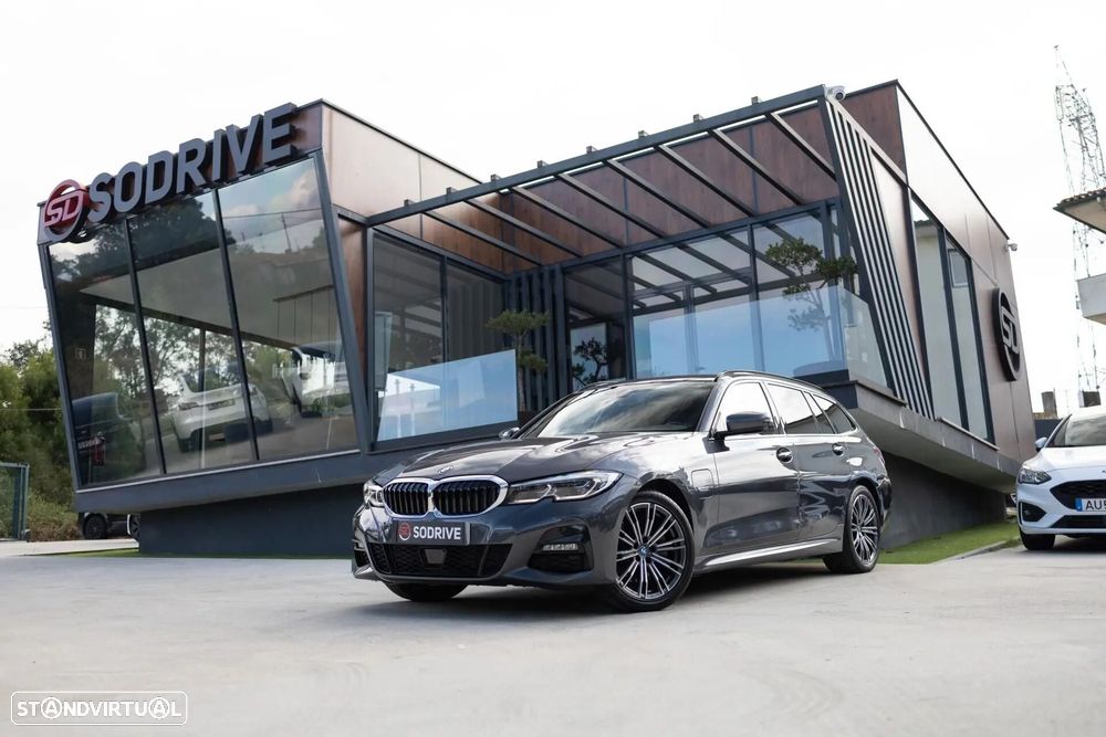 BMW 320 e Aut. M Sport - 2