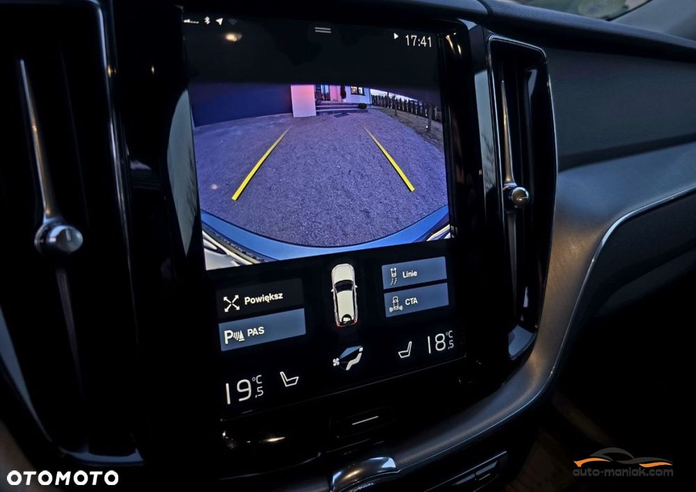 Volvo XC 60 D4 SCR Momentum - 19