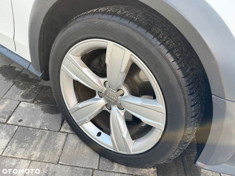 Audi A4 Allroad 2.0 TDI Quattro - 24