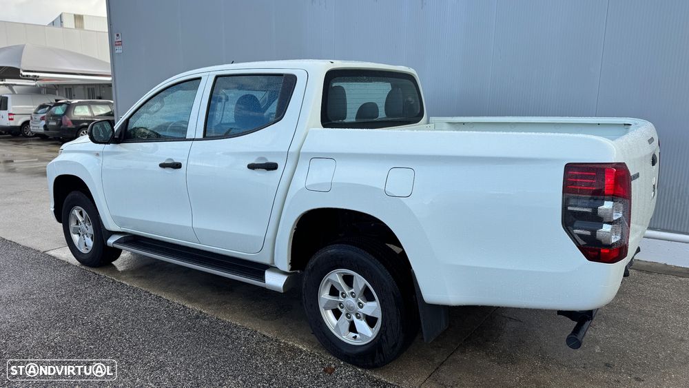 Mitsubishi L-200 Cabine dupla 2WD - 21