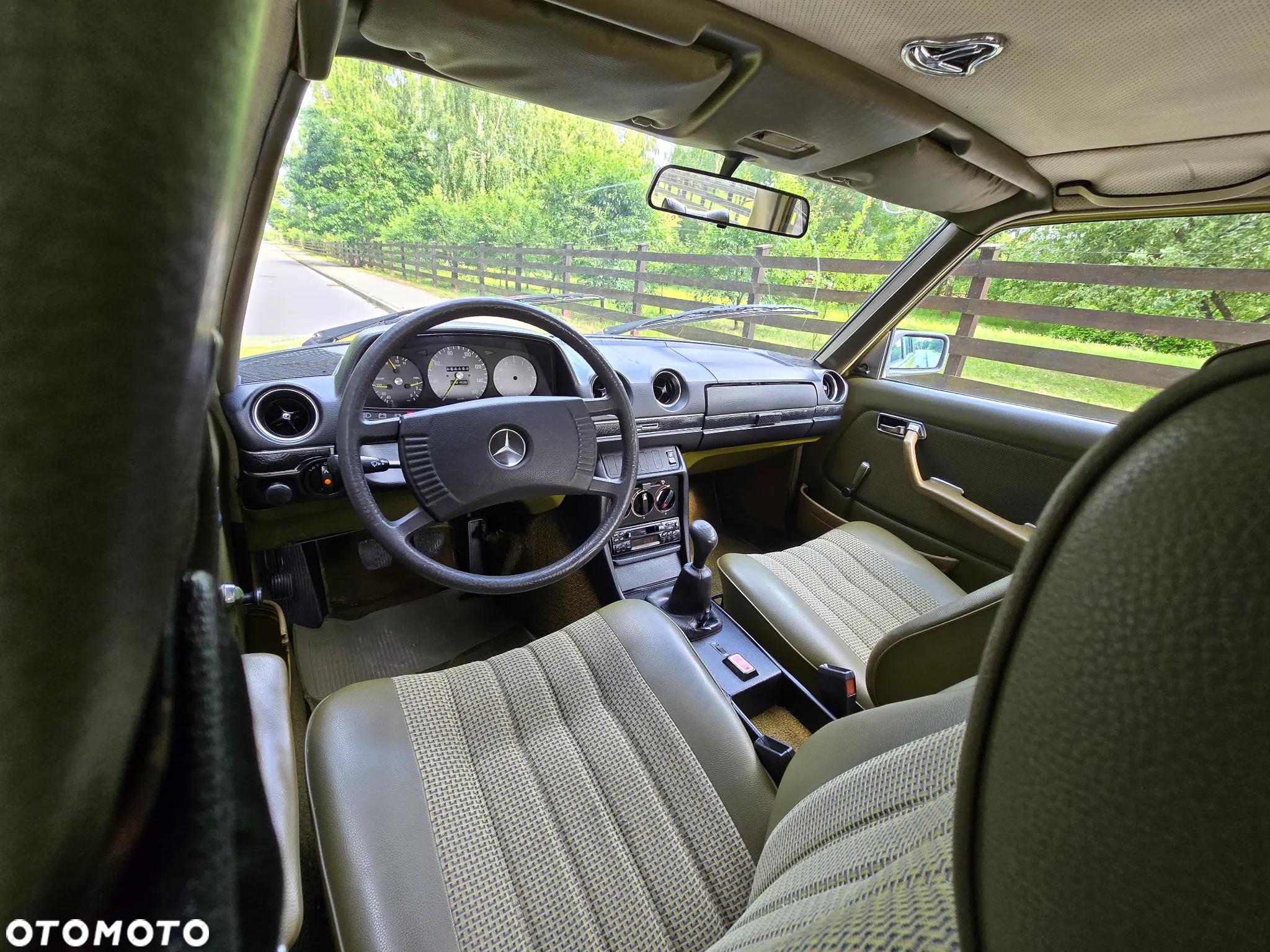 Mercedes-Benz W123 - 7