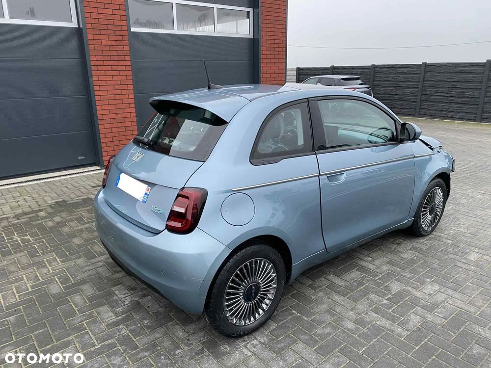 Fiat 500e La Prima - 36