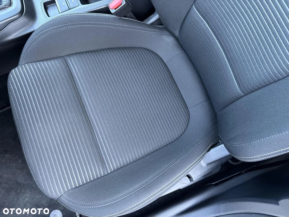 Ford Focus 1.0 EcoBoost Titanium Design - 15