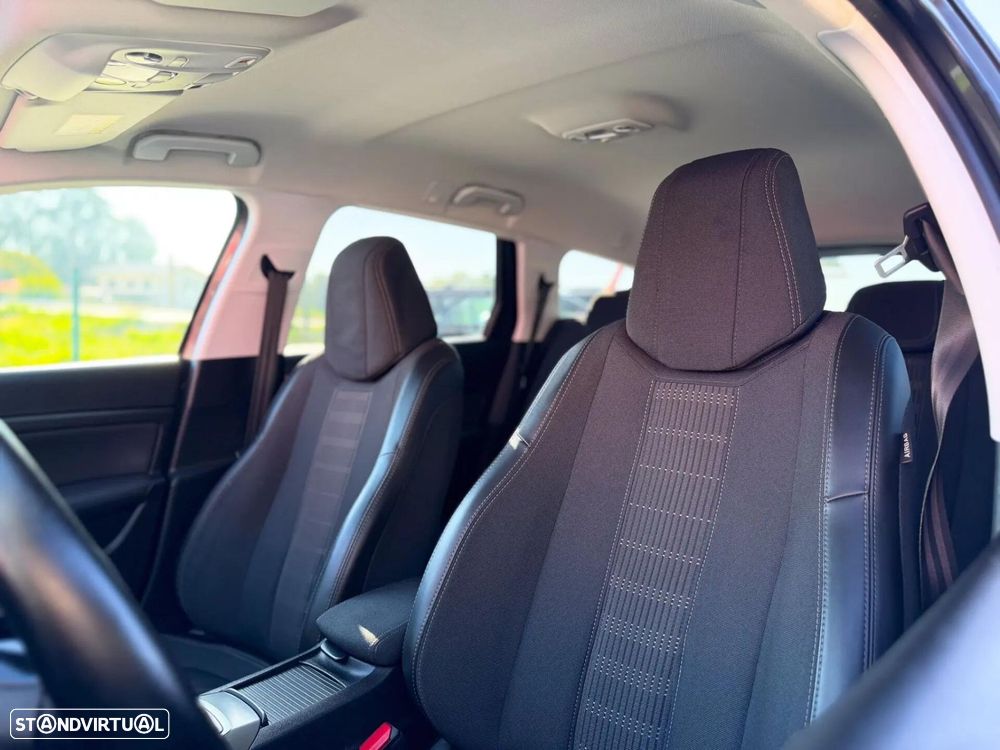 Peugeot 308 SW 1.5 BlueHDi Active J17 - 17