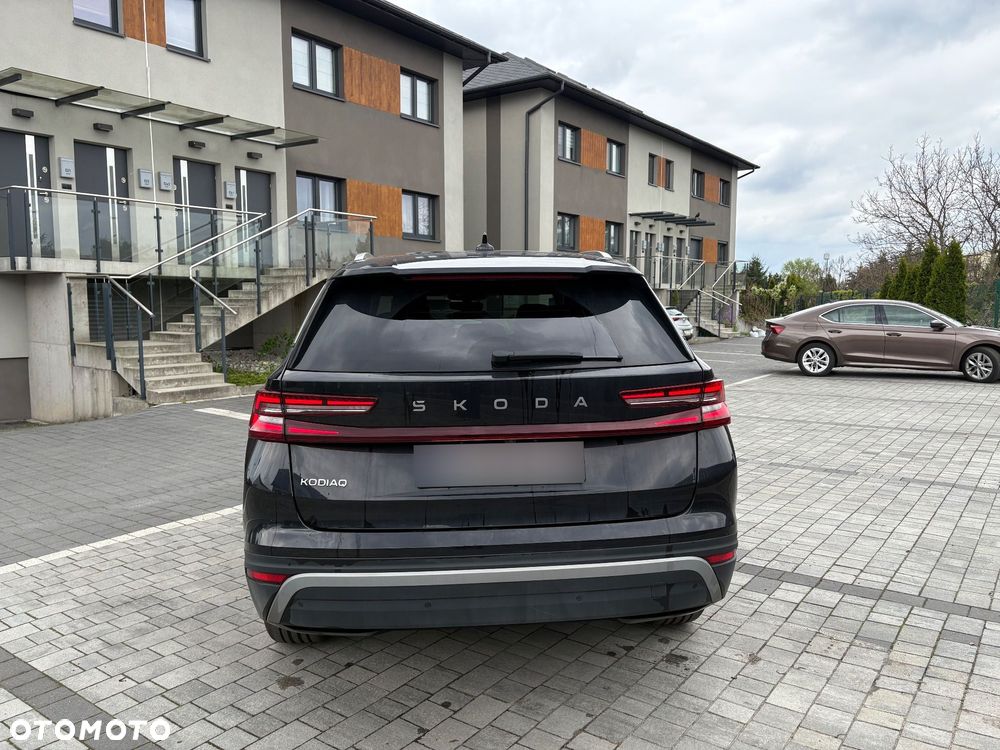 Skoda Kodiaq ver-1-5-tsi-mhev-4x2-edition-130-dsg - 4