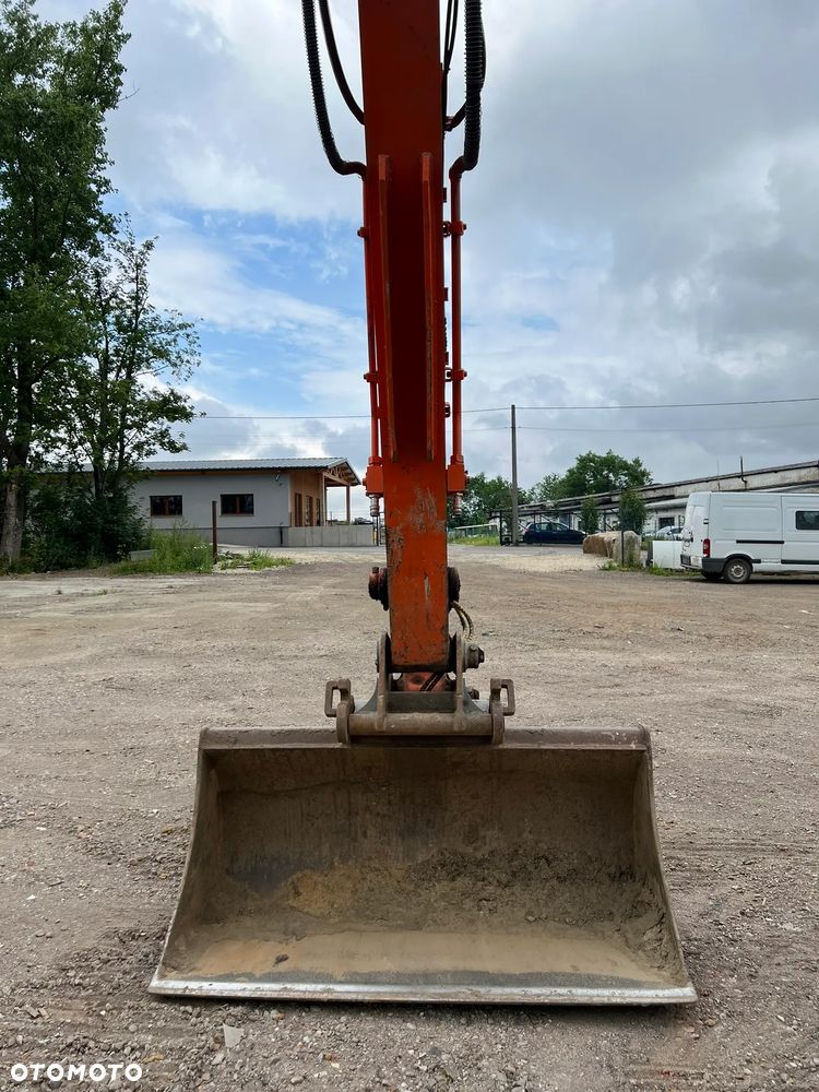 Hitachi ZX135 US - 5