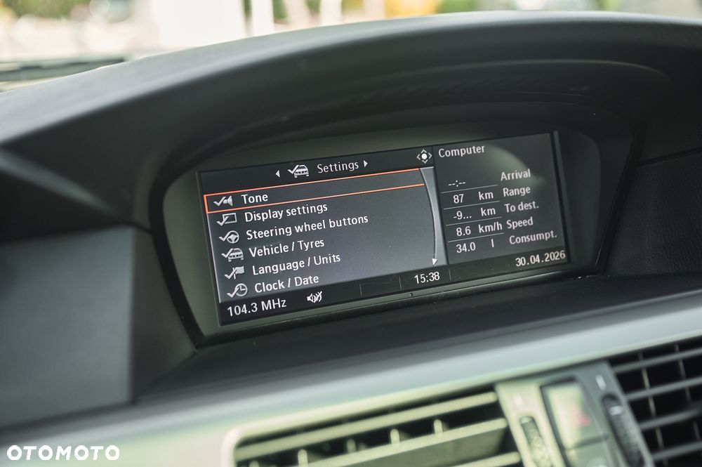 BMW Seria 5 525i - 37