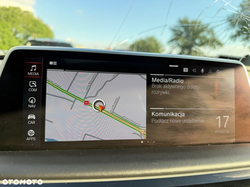 BMW Seria 7 740Ld xDrive - 34
