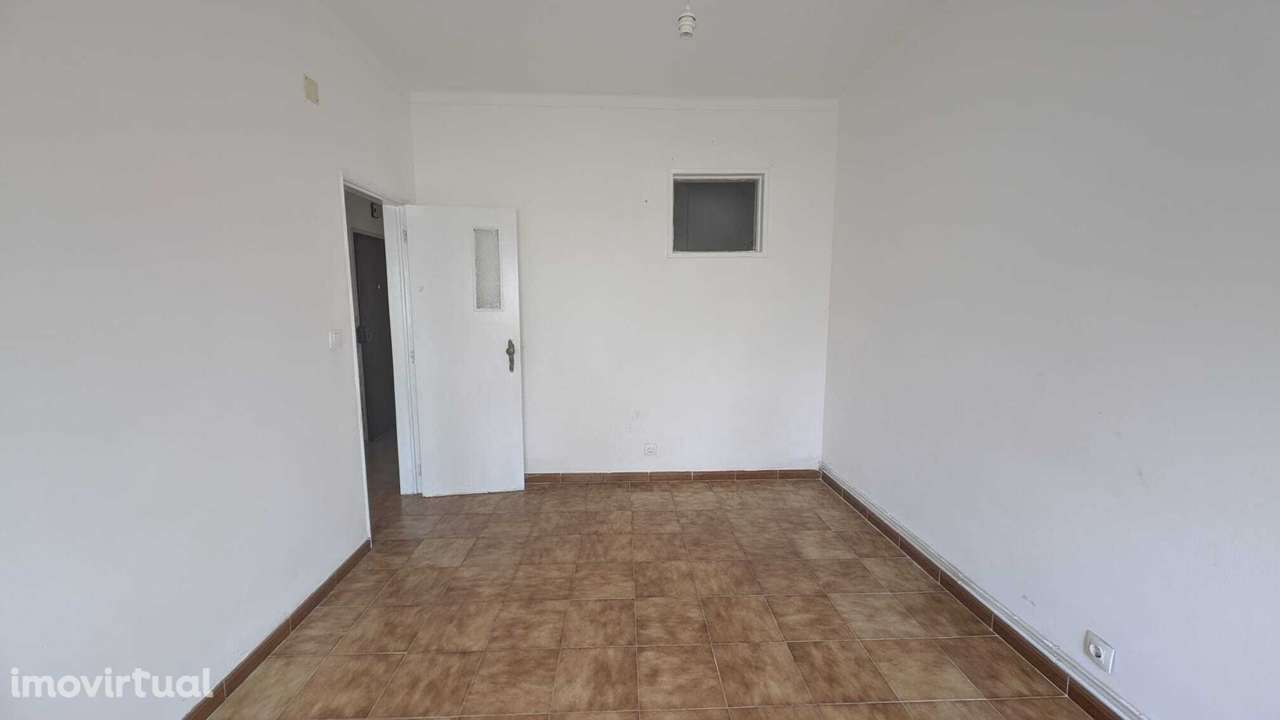 T2 HABITÁVEL NUM RÉS DO CHÃO - LAVRADIO - Grande imagem: 4/11