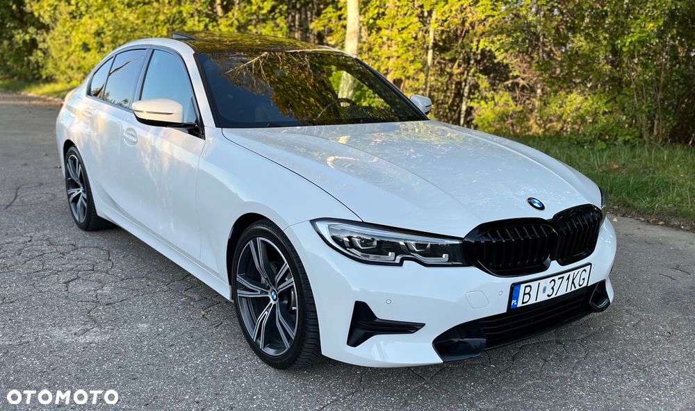 BMW Seria 3 330i - 2