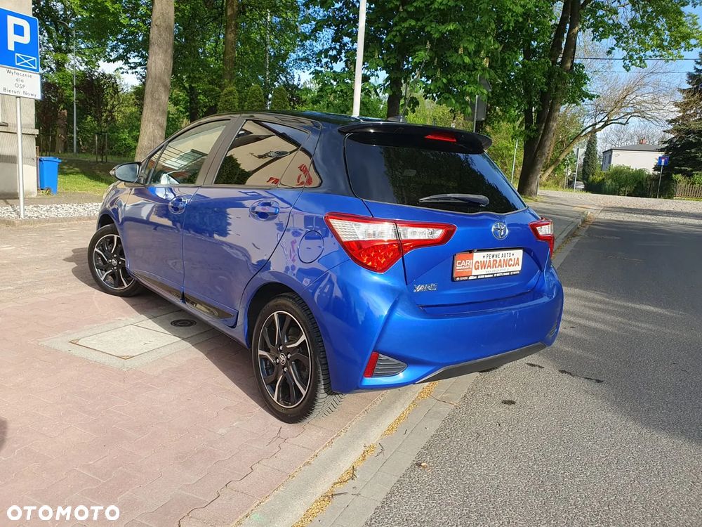 Toyota Yaris 1.5 Premium - 27
