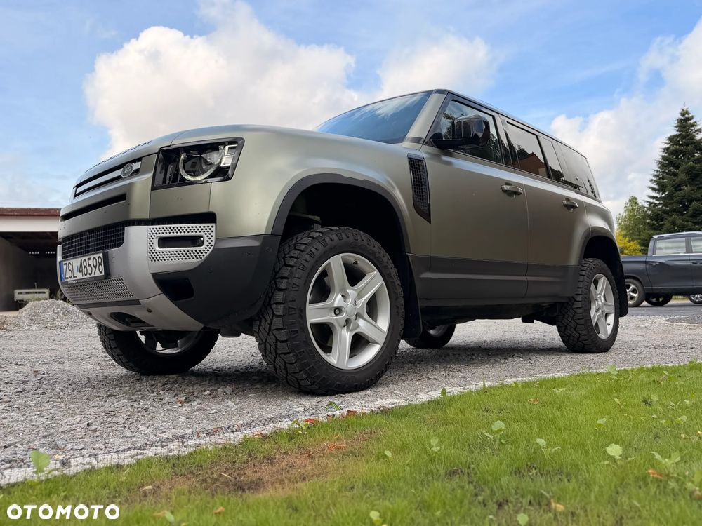 Land Rover Defender 2.0 D240 SE - 1