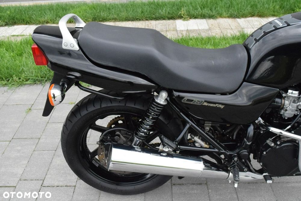 Honda CB - 7