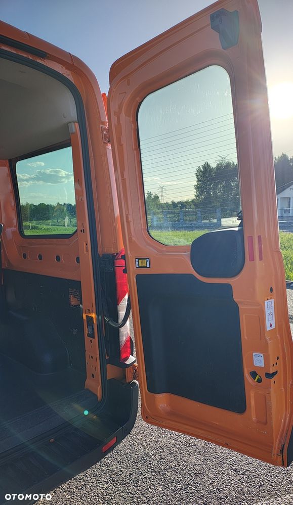 Ford Transit Kombi L2H2 Trend - 29