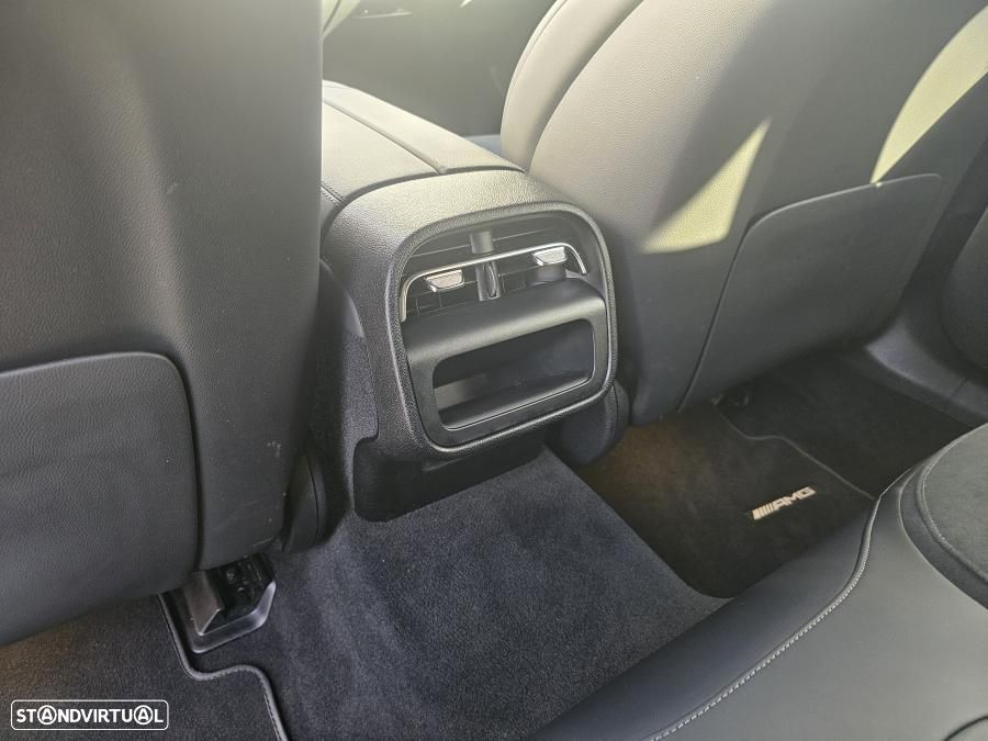 Mercedes-Benz E 300 e Station - 32