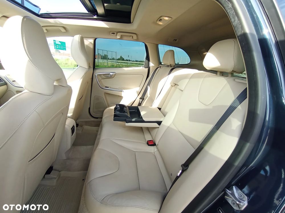 Volvo XC 60 - 9