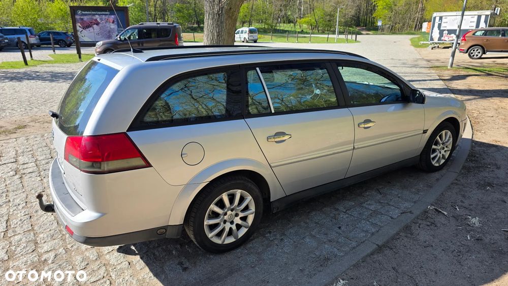Opel Vectra 2.2 Design - 9