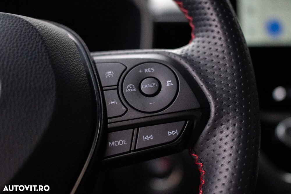 Toyota Corolla 1.8 HSD TS Exclusive - 24