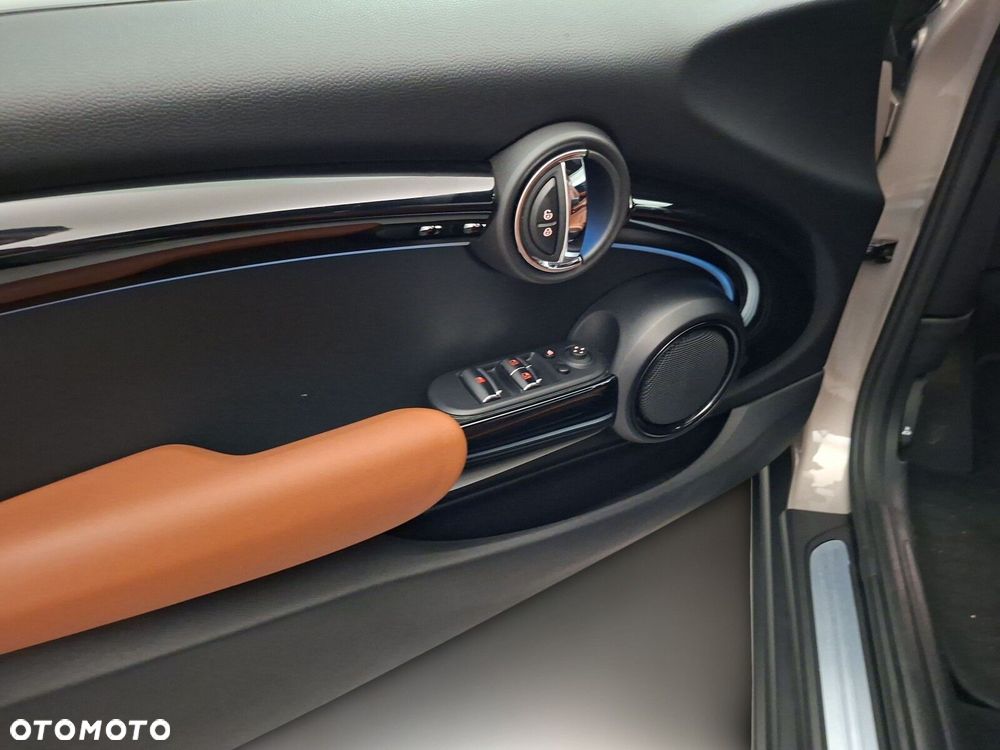 MINI Cooper Classic Trim - 12