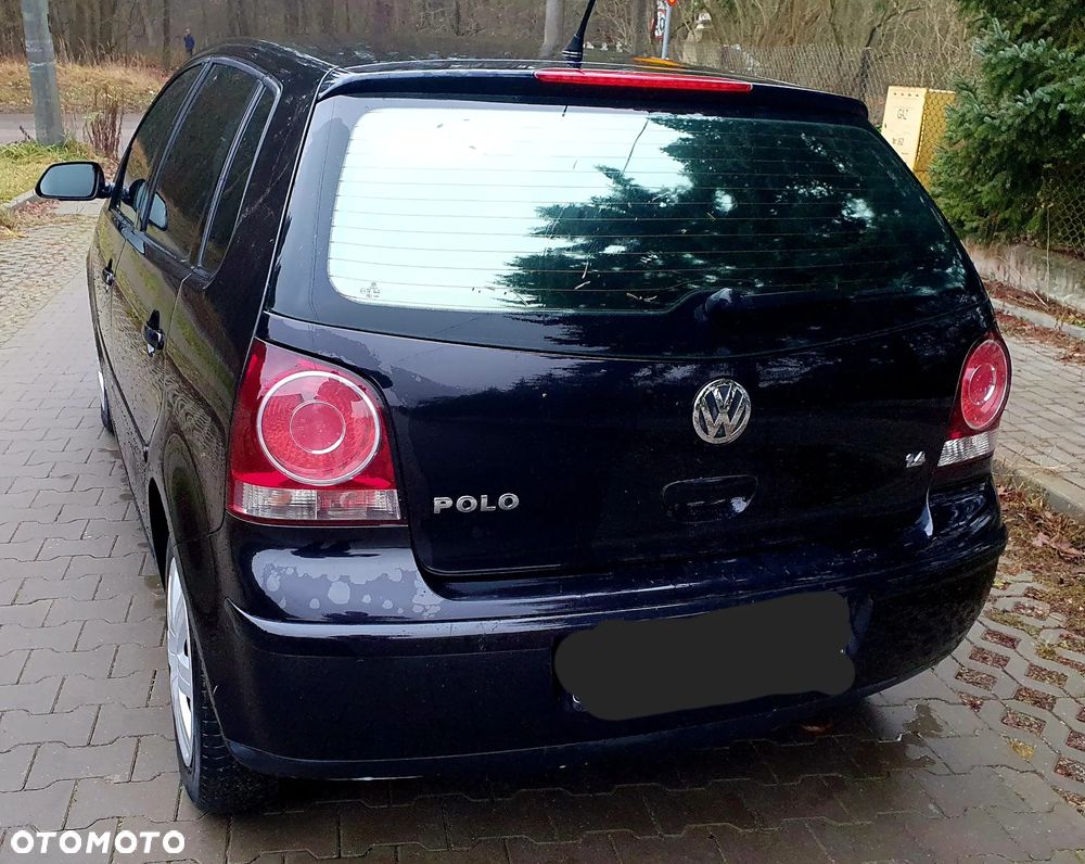 Volkswagen Polo 1.4 16V Comfortline - 20