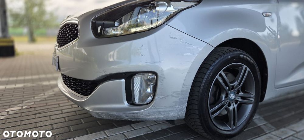 Kia Carens 1.7 CRDi 115 Dream Team Edition - 16