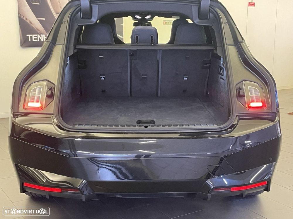 BMW iX xDrive 50 Pack Desportivo - 23