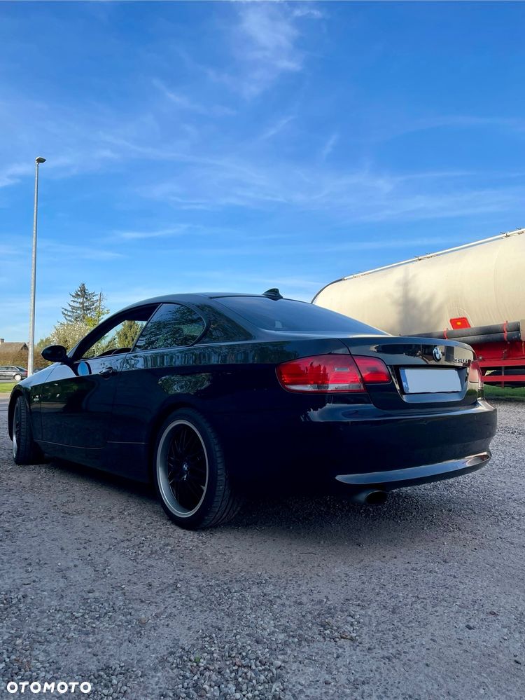 BMW Seria 3 320d - 4