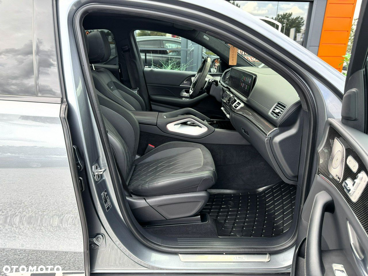 Mercedes-Benz GLE - 23