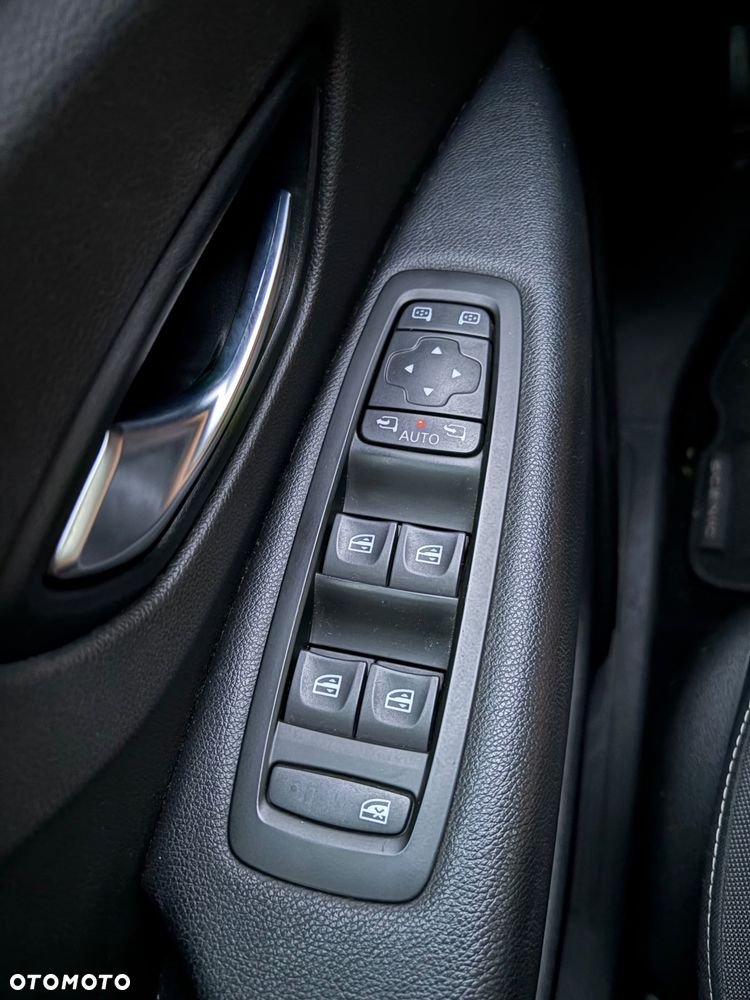 Renault Scenic BLUE dCi 120 BLACK EDITION - 15