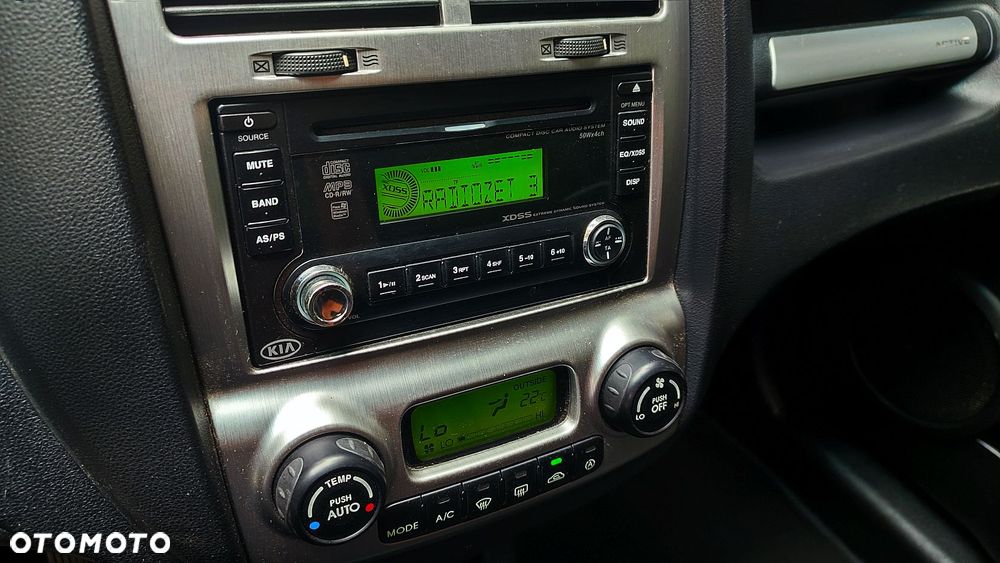 Kia Sportage 2.0 Freedom + - 30