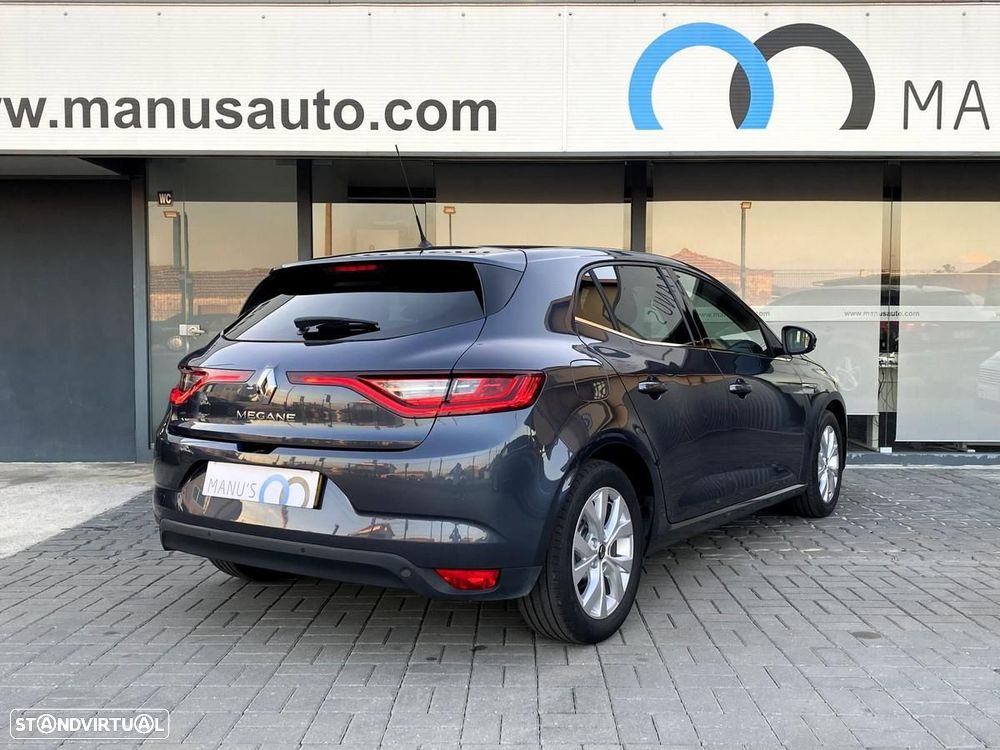 Renault Mégane 1.5 Blue dCi Limited - 9