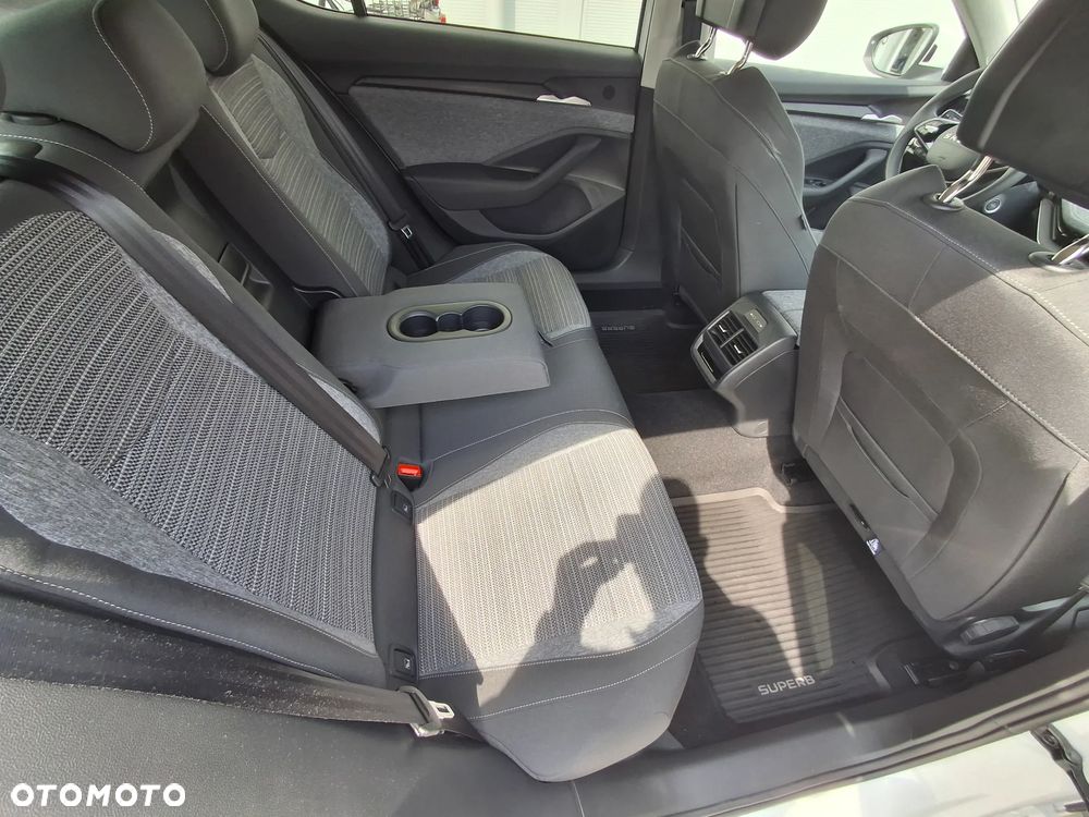 Skoda Superb 1.5 TSI Plug-in Hybrid Edition 130 DSG - 17