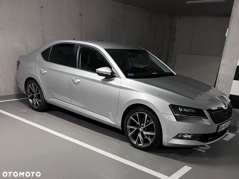 Skoda Superb 2.0 TDI Ambition DSG - 1