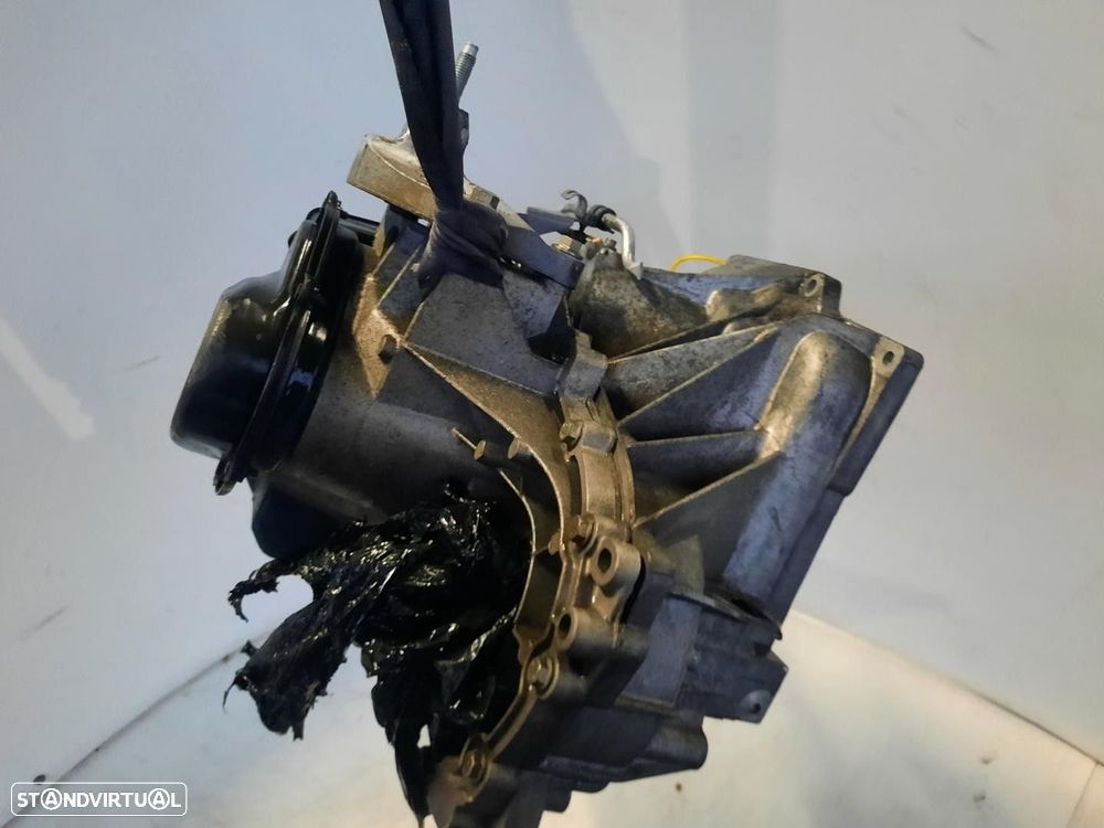 CAIXA VELOCIDADES FORD FIESTA V 2005 - 4