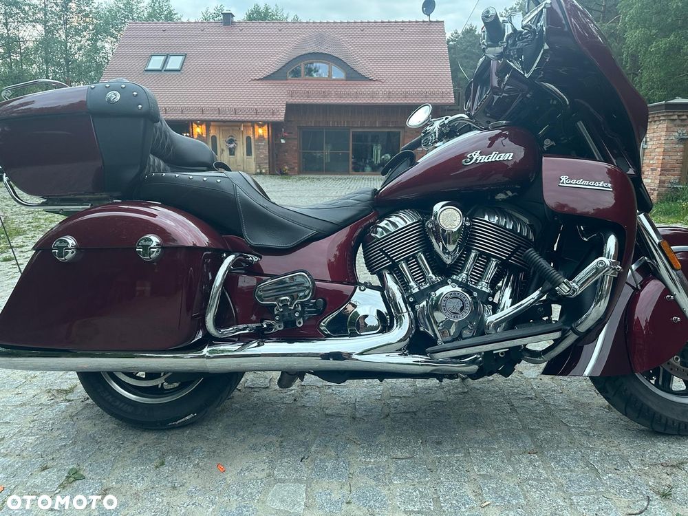 Indian Roadmaster - 9