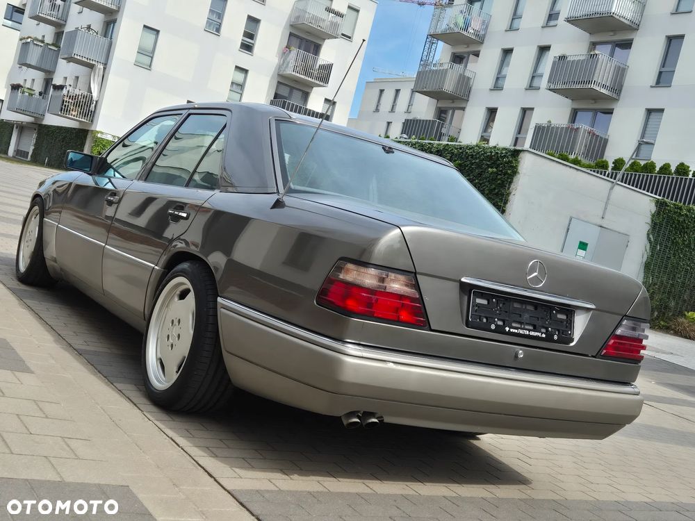 Mercedes-Benz W124 (1984-1993) - 4
