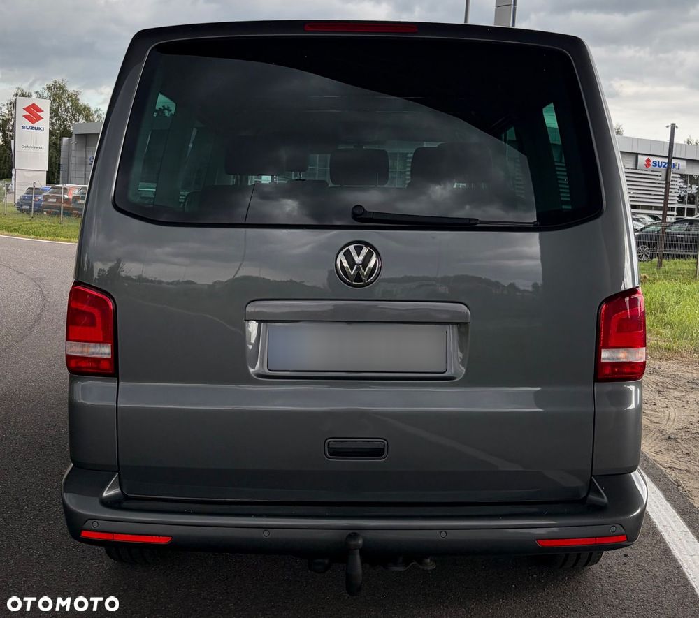 Volkswagen Multivan - 23