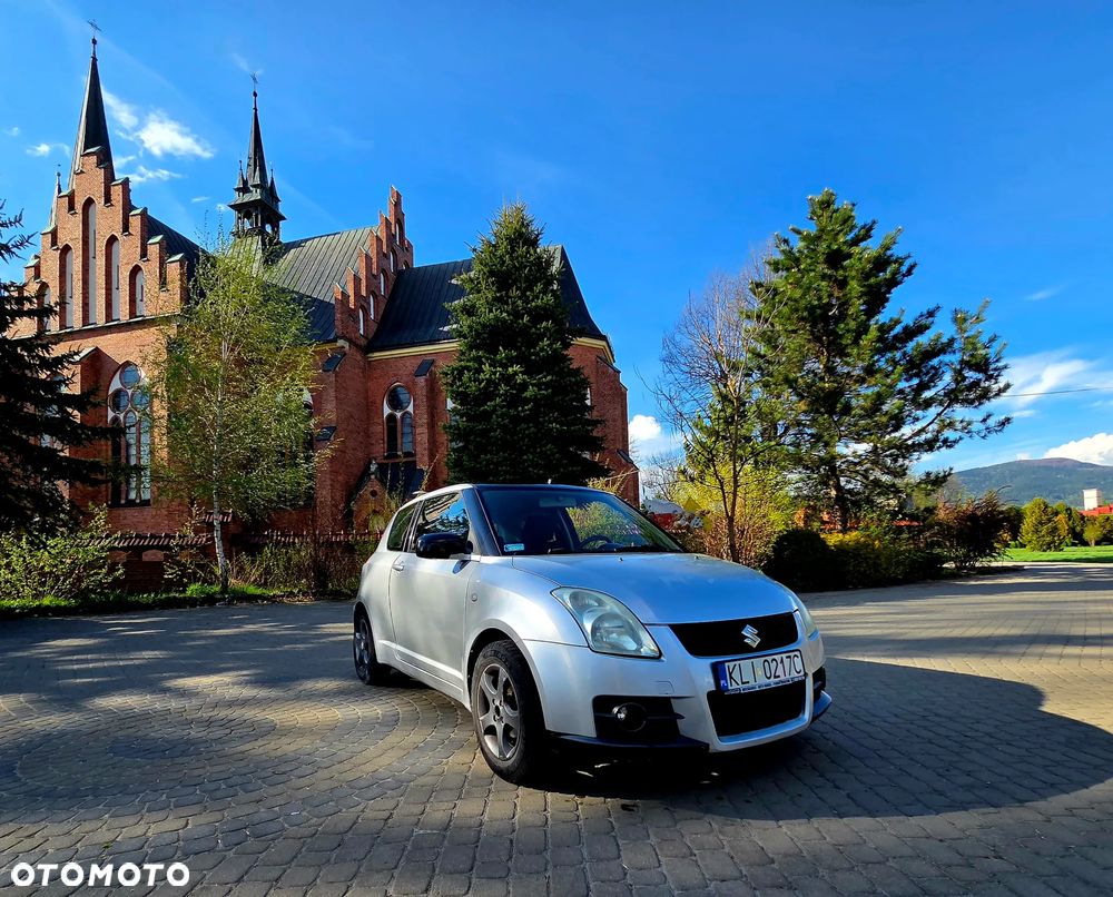 Suzuki Swift 1.3 GC - 4