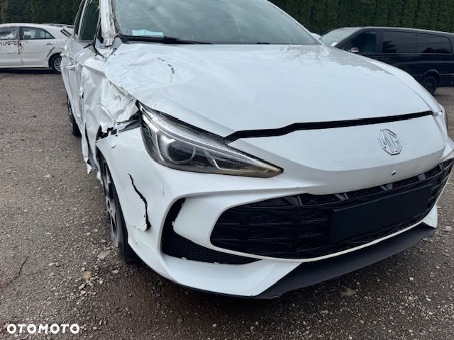 MG MG3 1.5 HEV+ Standard - 17