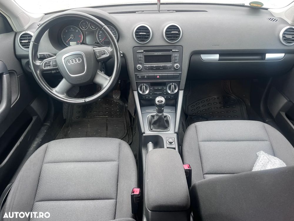 Audi A3 Sportback 1.6 TDI Attraction - 10