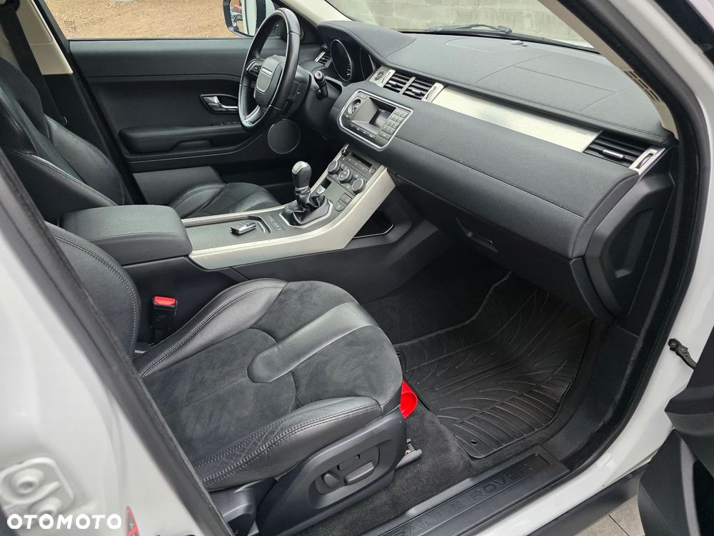 Land Rover Range Rover Evoque - 31